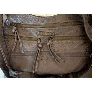 Stone Mountain Usa Distressed Leather Hobo Shoulder/Crossbody Bag